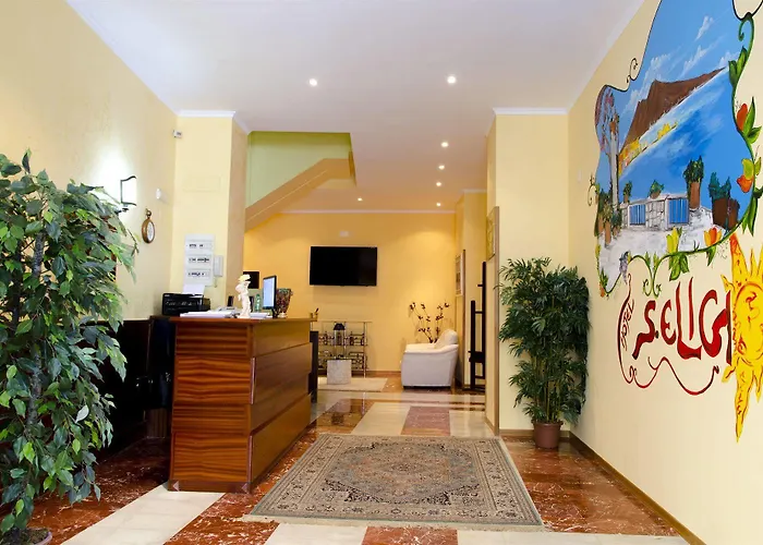 Backpacker Naples Hostel